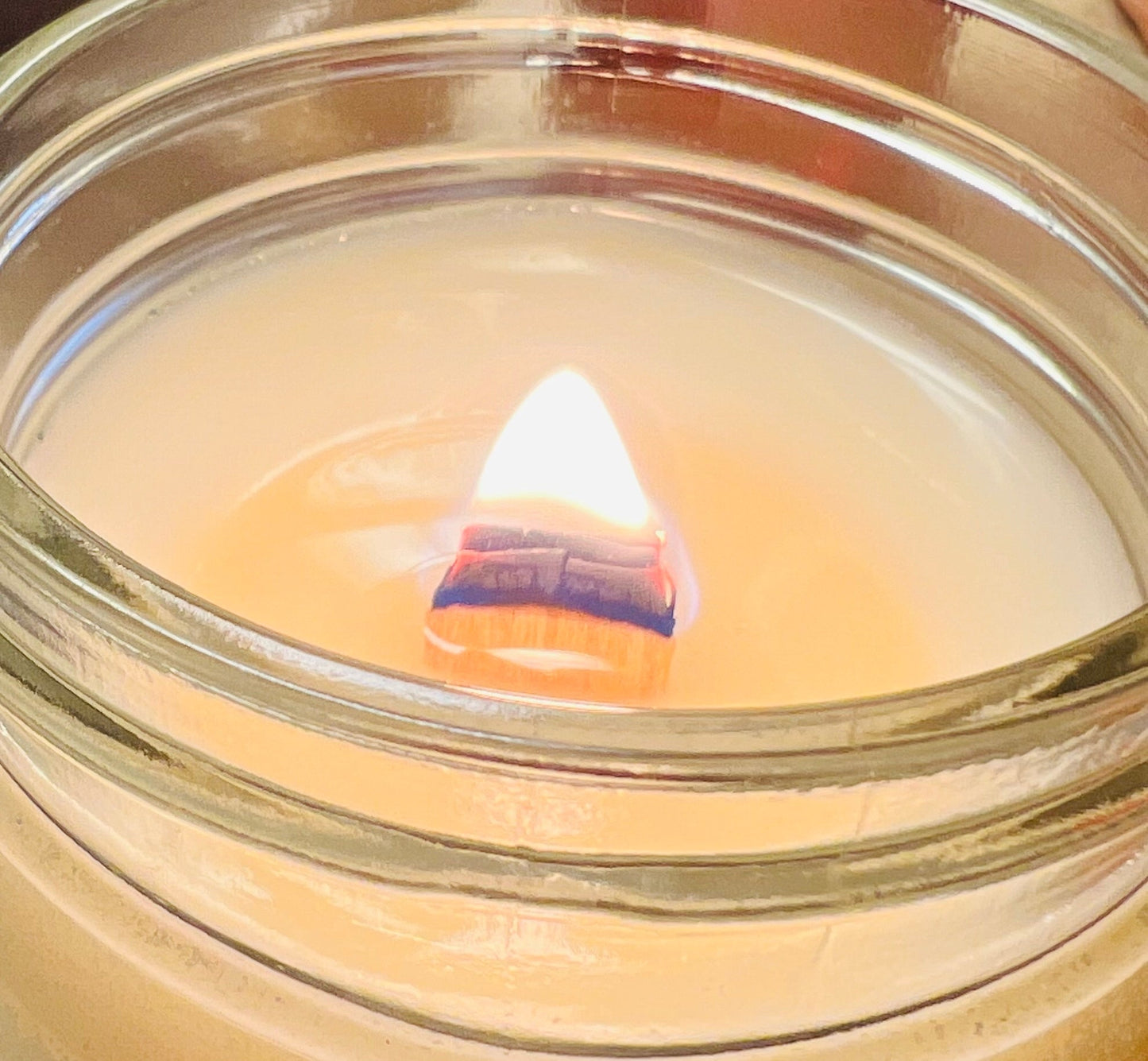 Dark Amber Rosewood Candle 12oz